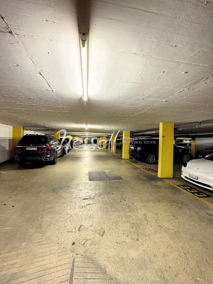 Parking sous-terrain aux Eaux-Vives
