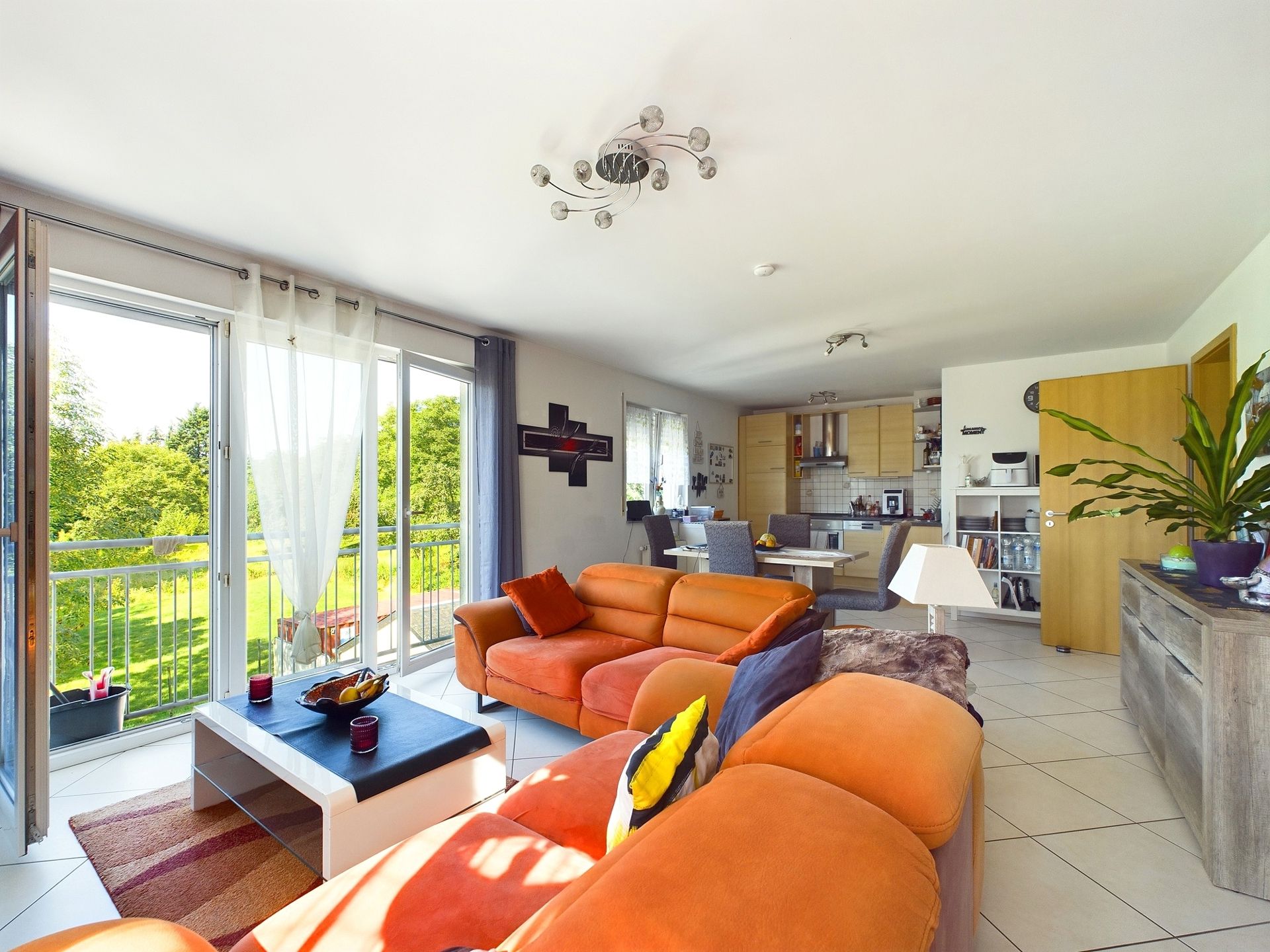 Appt. 2 ch + garages