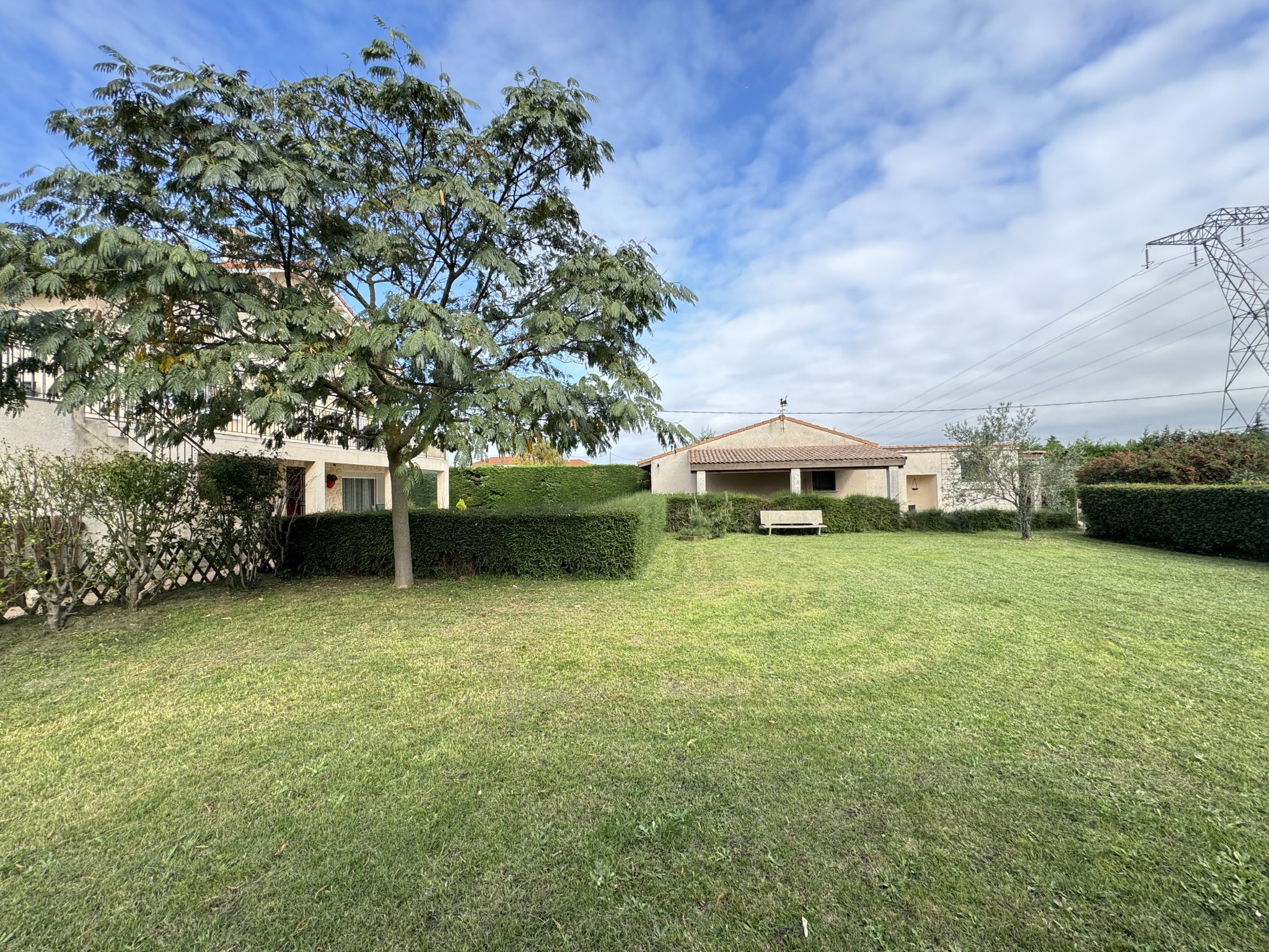 **À vendre : Belle maison familiale de 182 m2 habitable sect - Photo 1