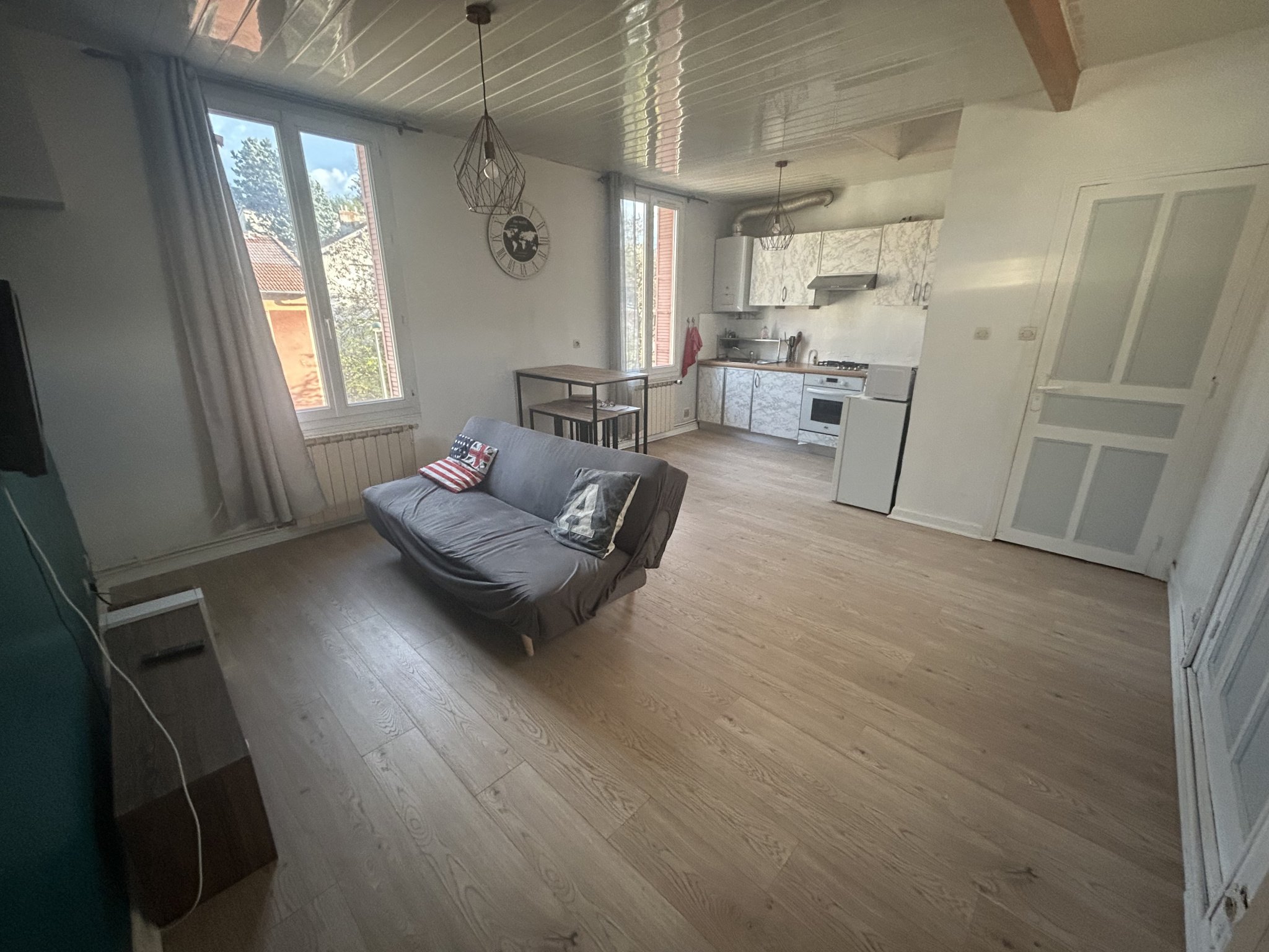 Appartement T3 exploité en Airbnb à Valence. - Photo 1