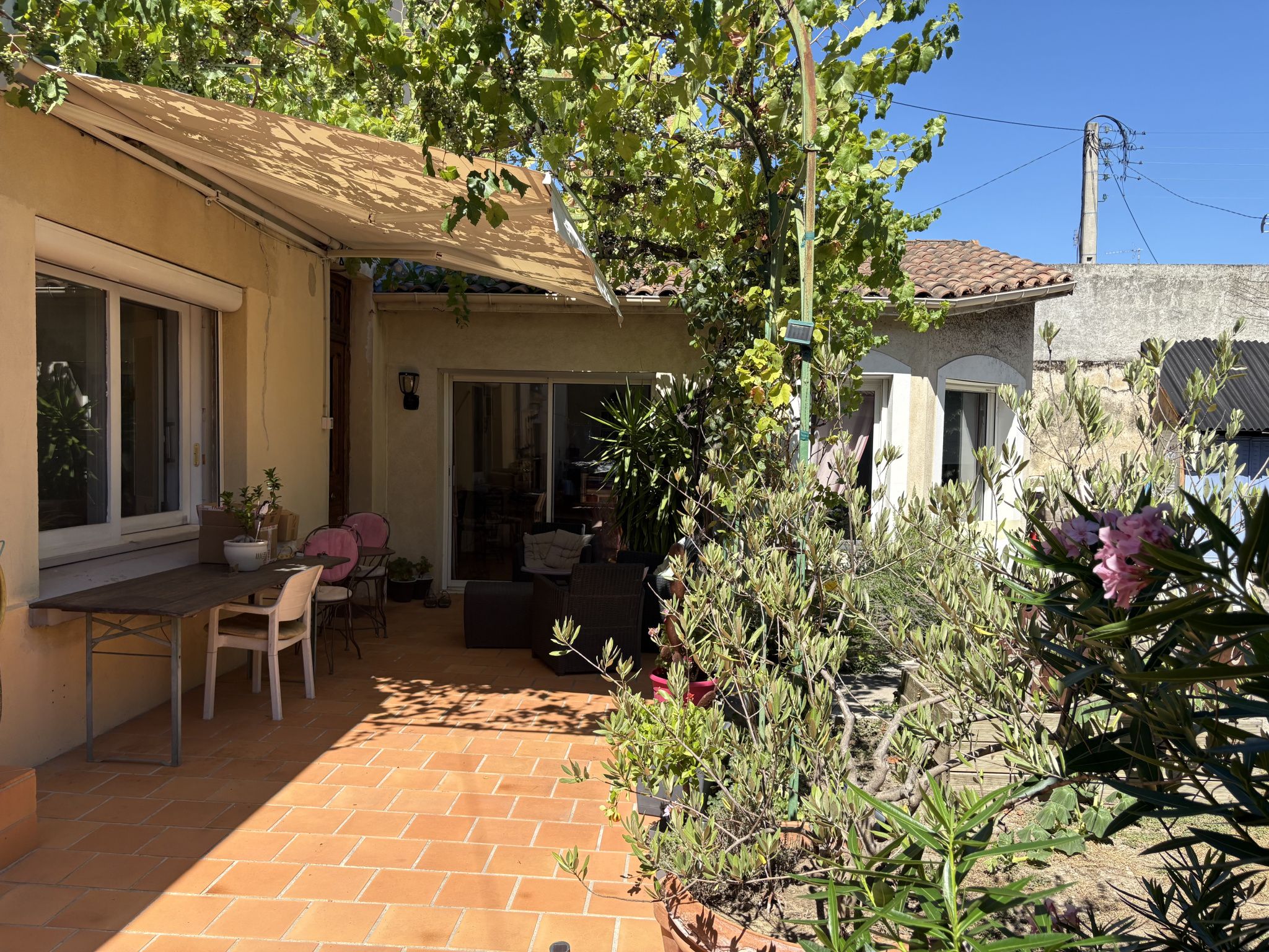 Maison familiale avec jardin sans vis à vis .Cammille Vernet