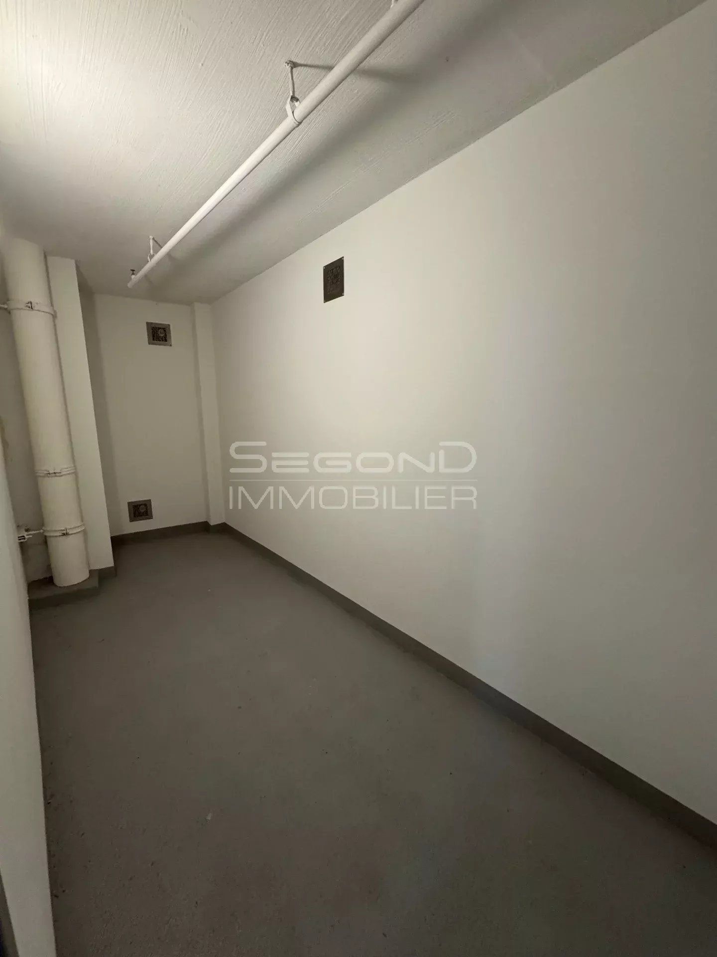 Location Exclusivité local de stockage Monaco Condamine